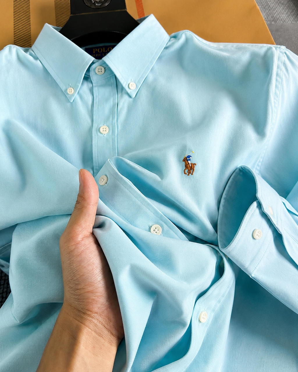 AQUA Green Oxford Multi Logo
